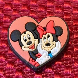 🔥 Bundle 4 For $7 Croc Charms